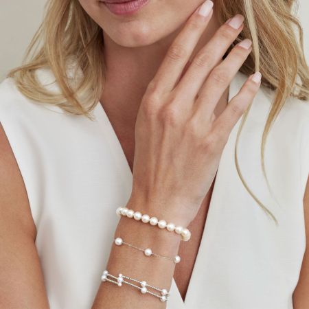 Round Pearl Tincup Bracelet