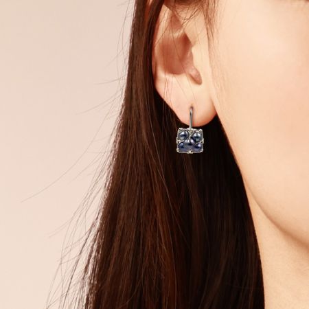 Black Round Pearl Stacked Stud Earrings