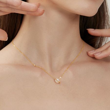 Planet Pearl Necklace