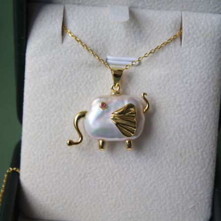 Elephant Freshwater Pearl Necklace