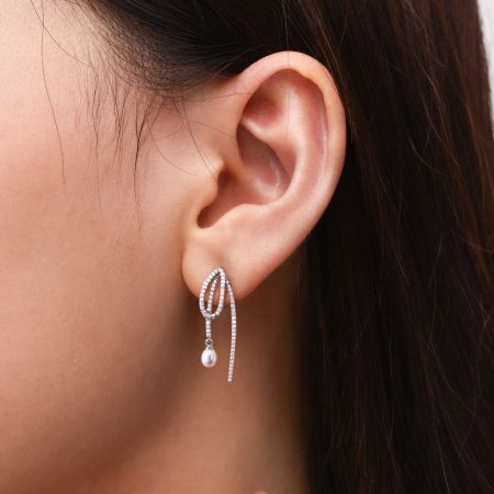 Star Freshwater Pearl Earrings