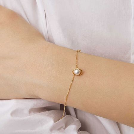 Planet Pearl Bracelet