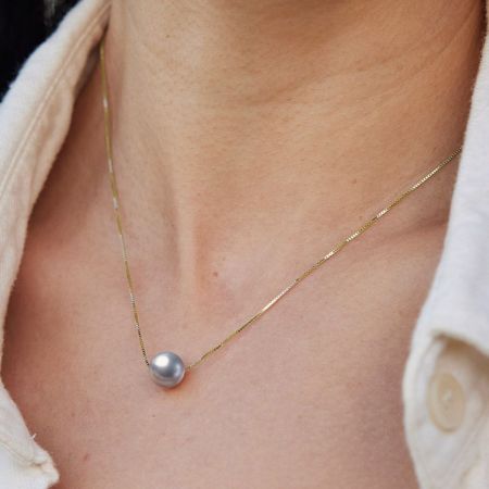 3A Quality Pearl Pendant Necklace