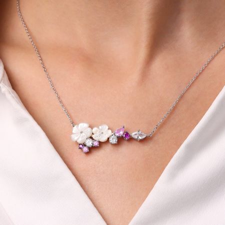 Flower Pendant Necklace
