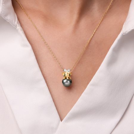 Elephant Pendant Necklace
