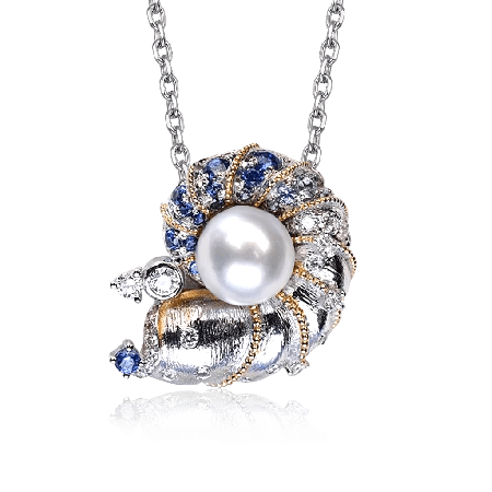 Conch Pendant Necklace