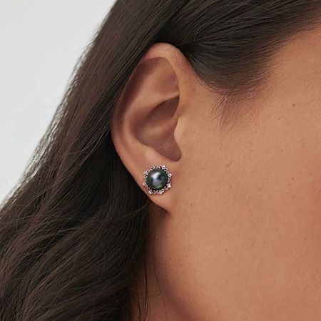Pattern Stud Earrings