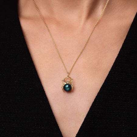 Spider Pendant Necklace