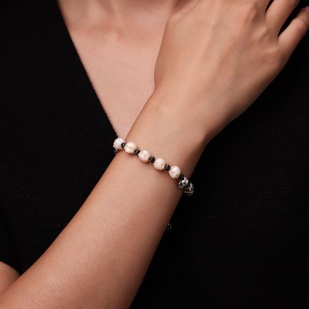 Carved Skull Pearl Strand Bracelet