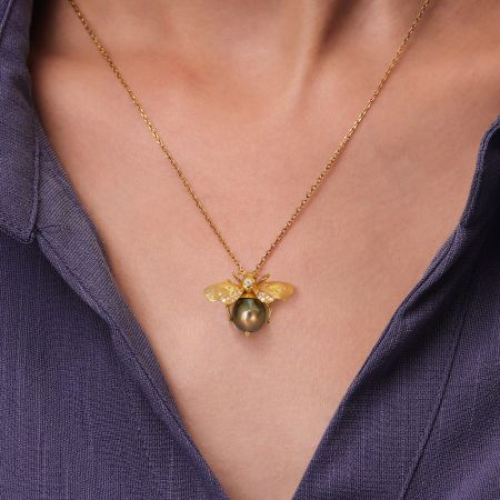 Bee Pendant Necklace