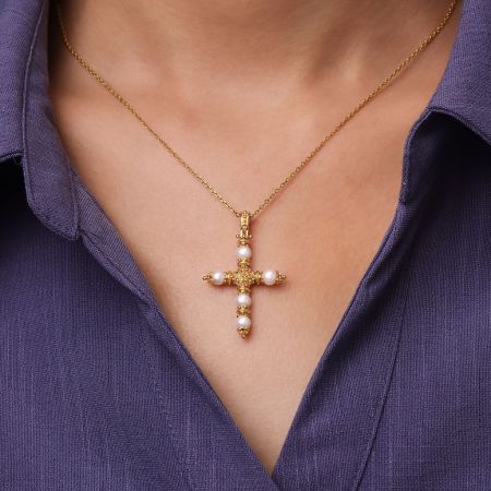 Cross Pendant Necklace