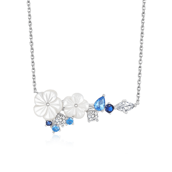 Flower Pendant Necklace