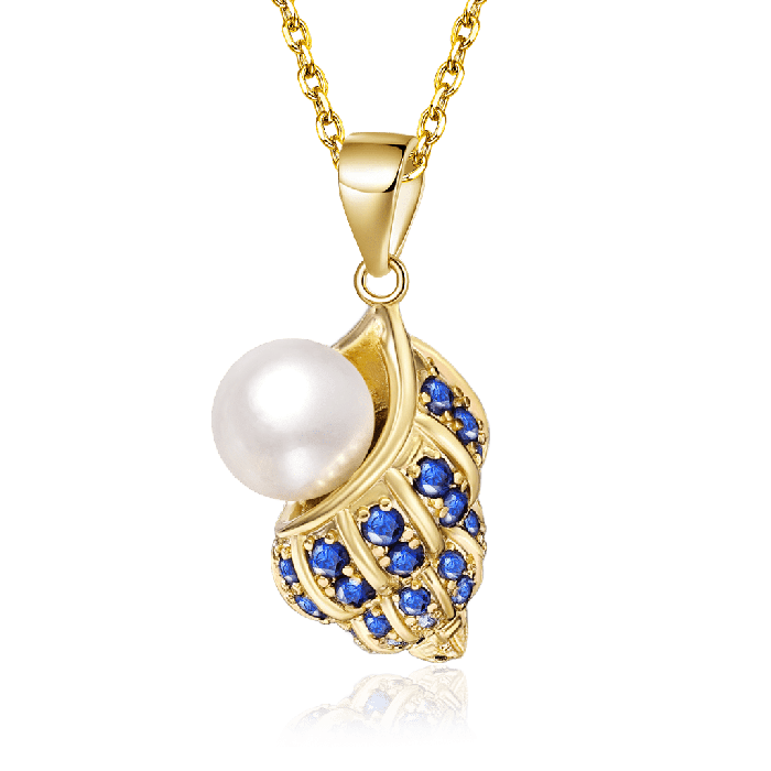 Conch Pendant Necklace